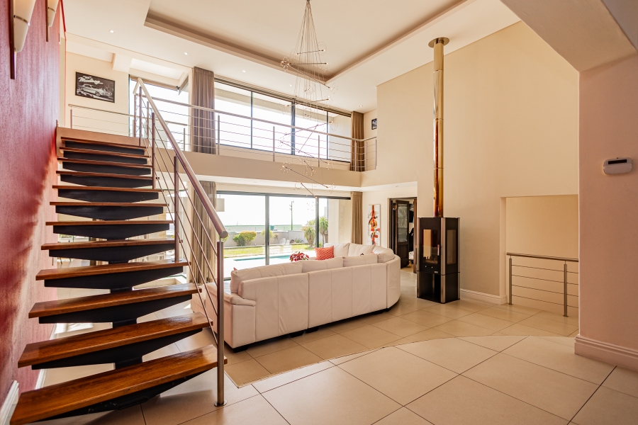 6 Bedroom Property for Sale in Baronetcy Estate Western Cape